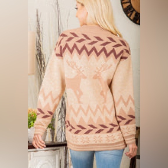 Heimish Reindeer Sweater Top NWT size Medium - Picture 3 of 7